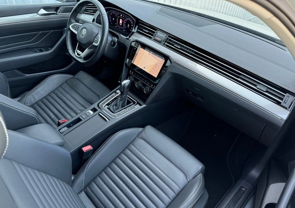Volkswagen Passat cena 159999 przebieg: 45518, rok produkcji 2020 z Sieniawa małe 596